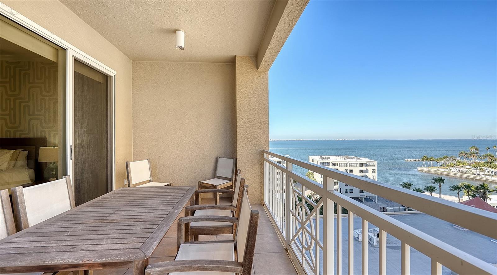 35 Watergate Dr #806 Property Photo 17