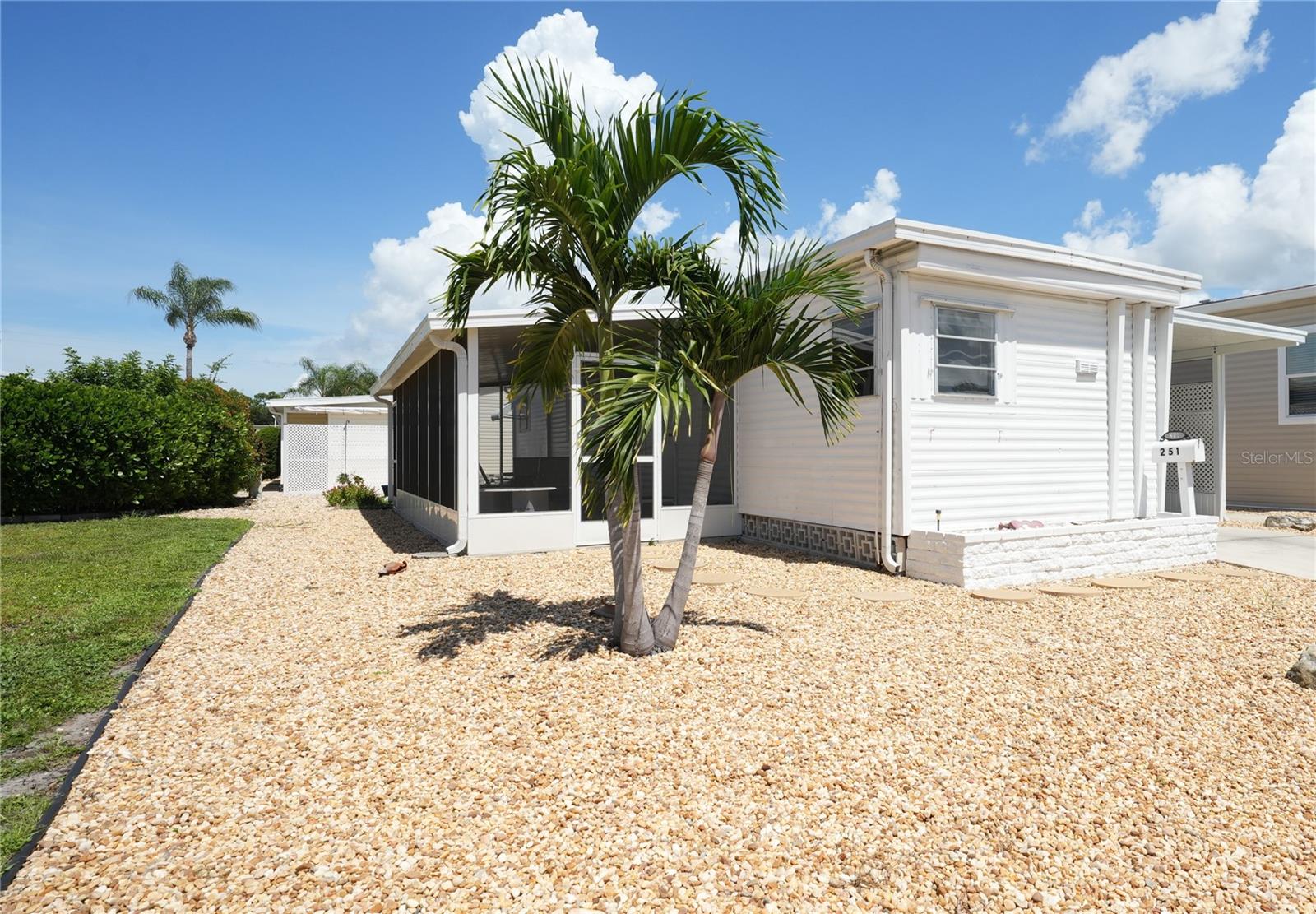 251 Southwinds Dr Property Photo 1