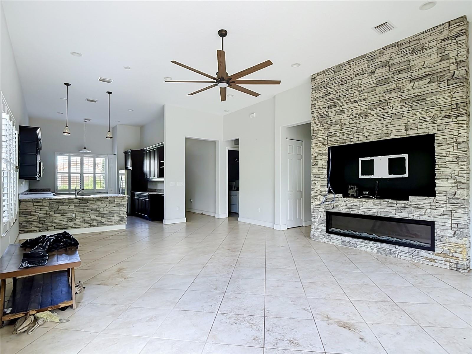 5122 Monza Ct Property Photo 11