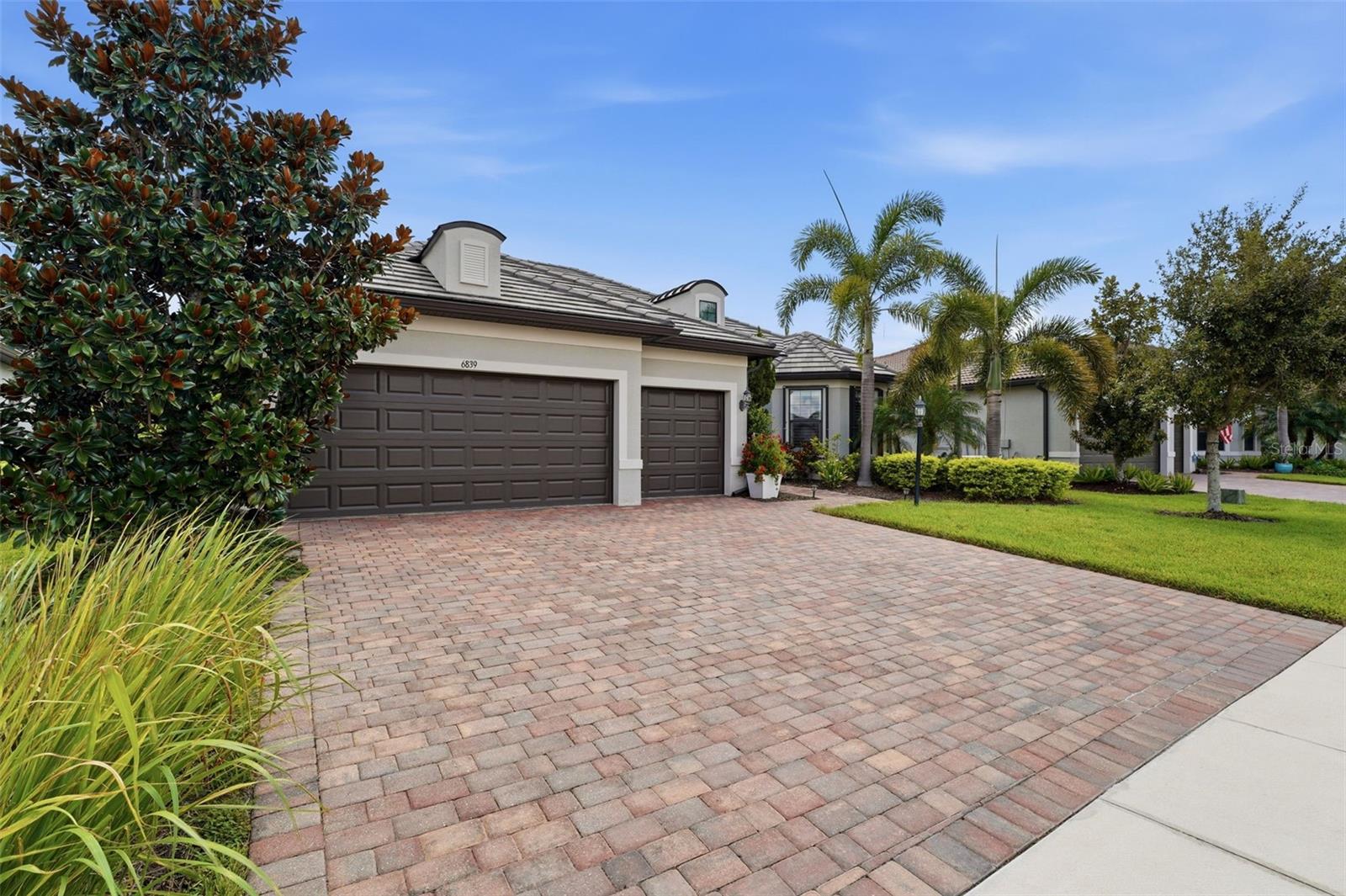 6839 Chester Trl Property Photo 4