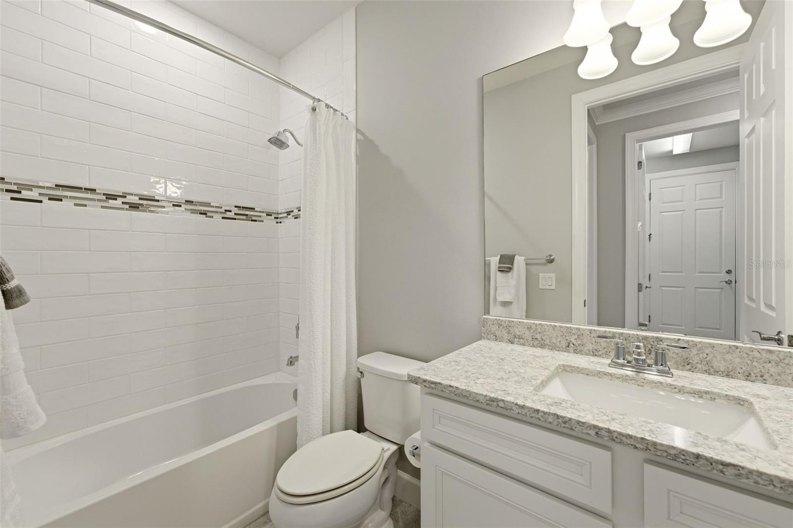 6839 Chester Trl Property Photo 32
