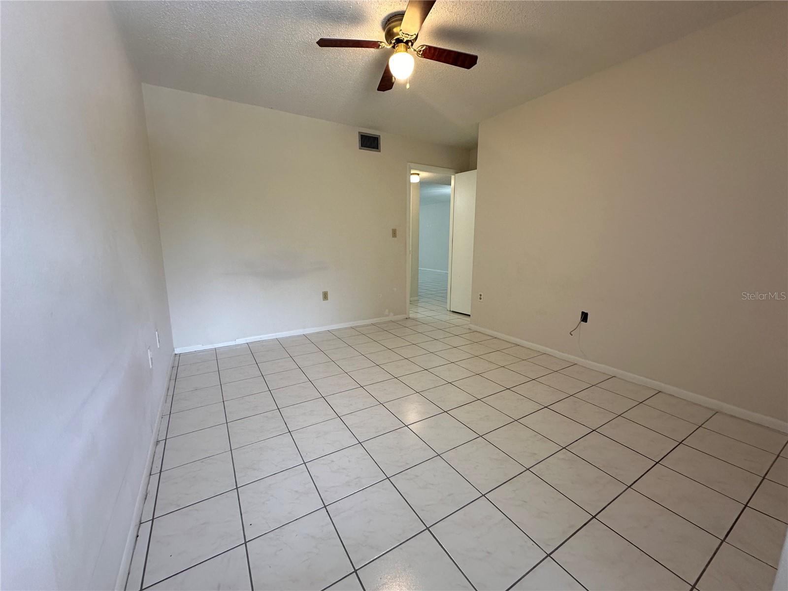 7205 Curtiss Ave #2b Property Photo 4