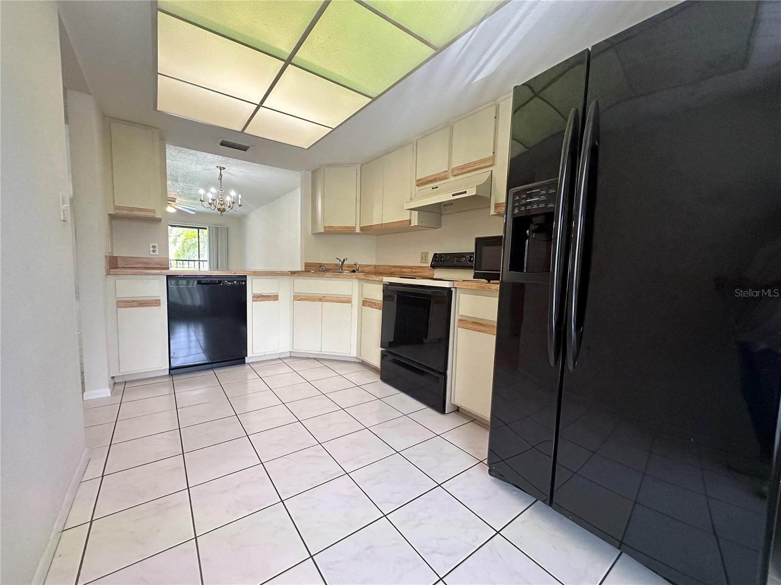 7205 Curtiss Ave #2b Property Photo 8