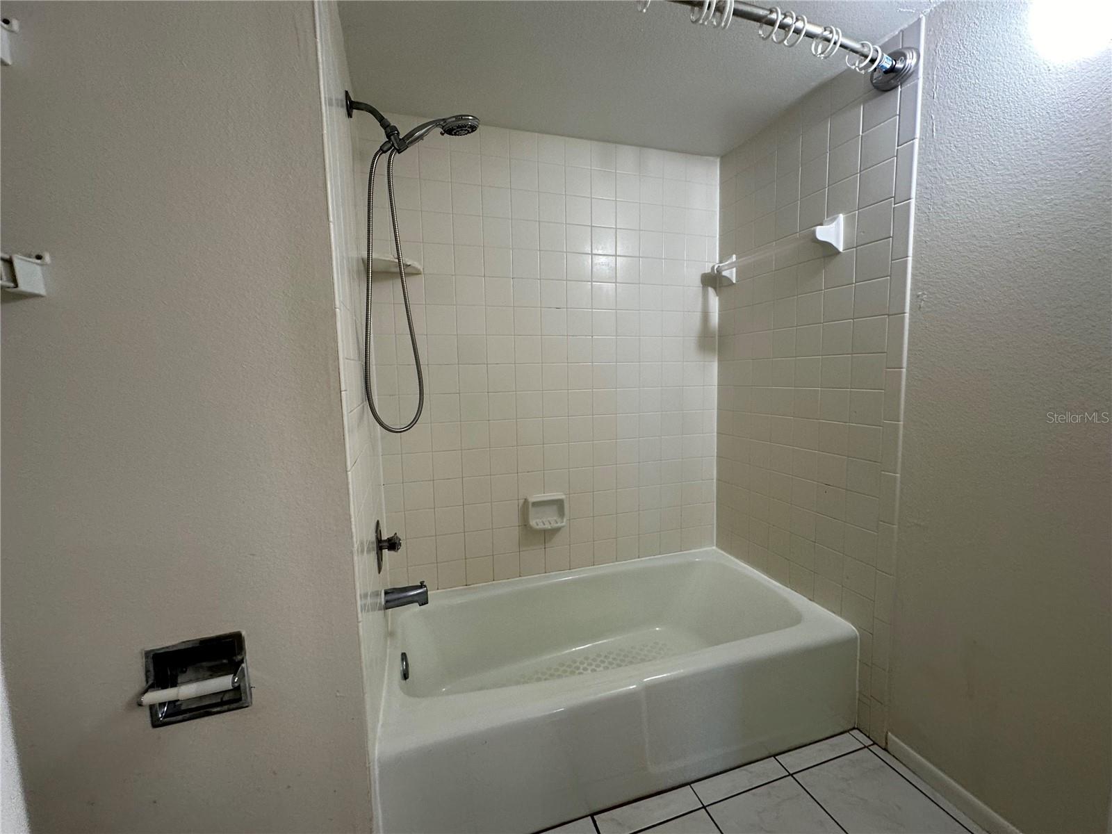 7205 Curtiss Ave #2b Property Photo 16