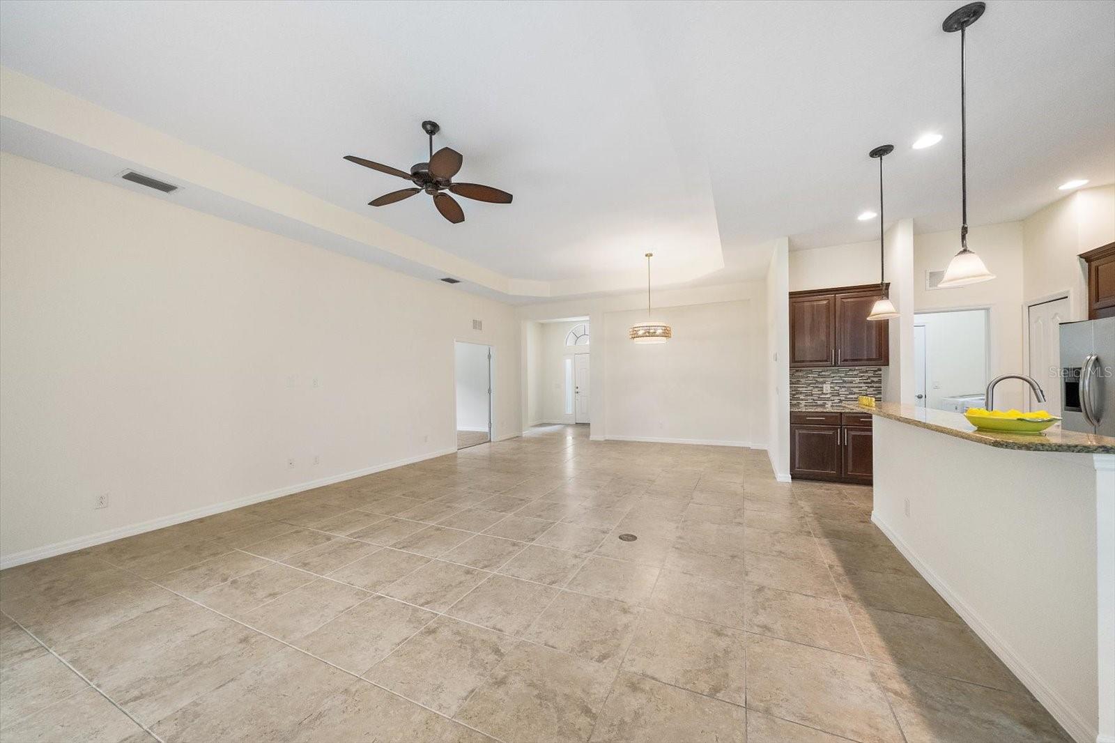 4672 Claremont Park Property Photo 9