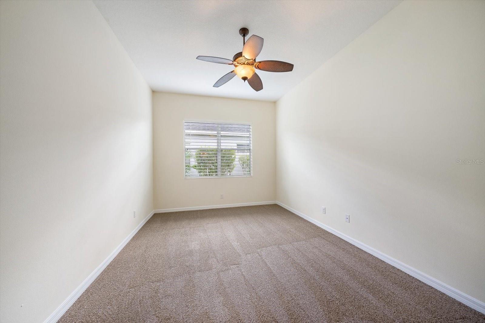 4672 Claremont Park Property Photo 25