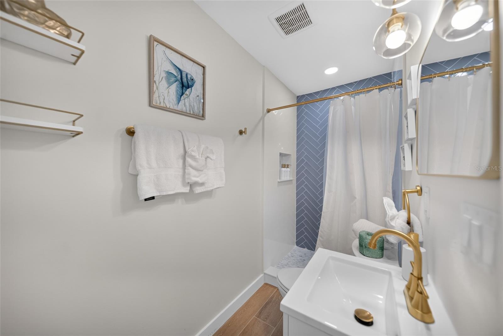 507 59th St Property Photo 13
