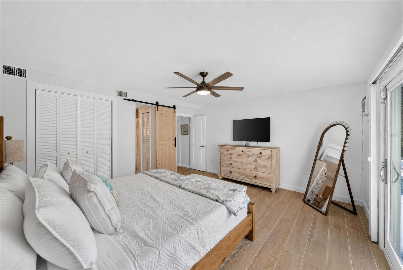 507 59th St Property Photo 15