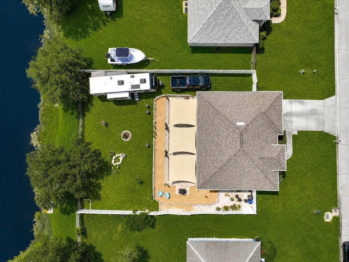 5904 33rd Dr E Property Photo 9
