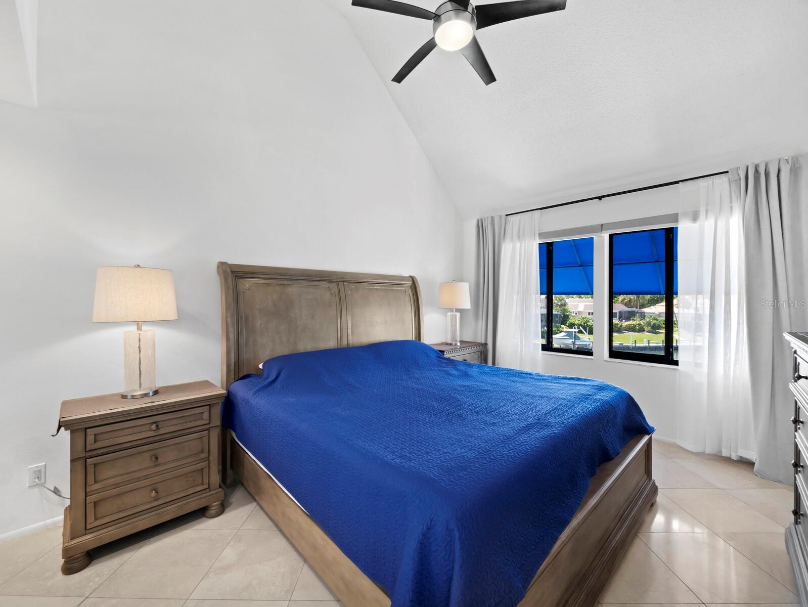 1906 Harbourside Dr #303 Property Photo 20