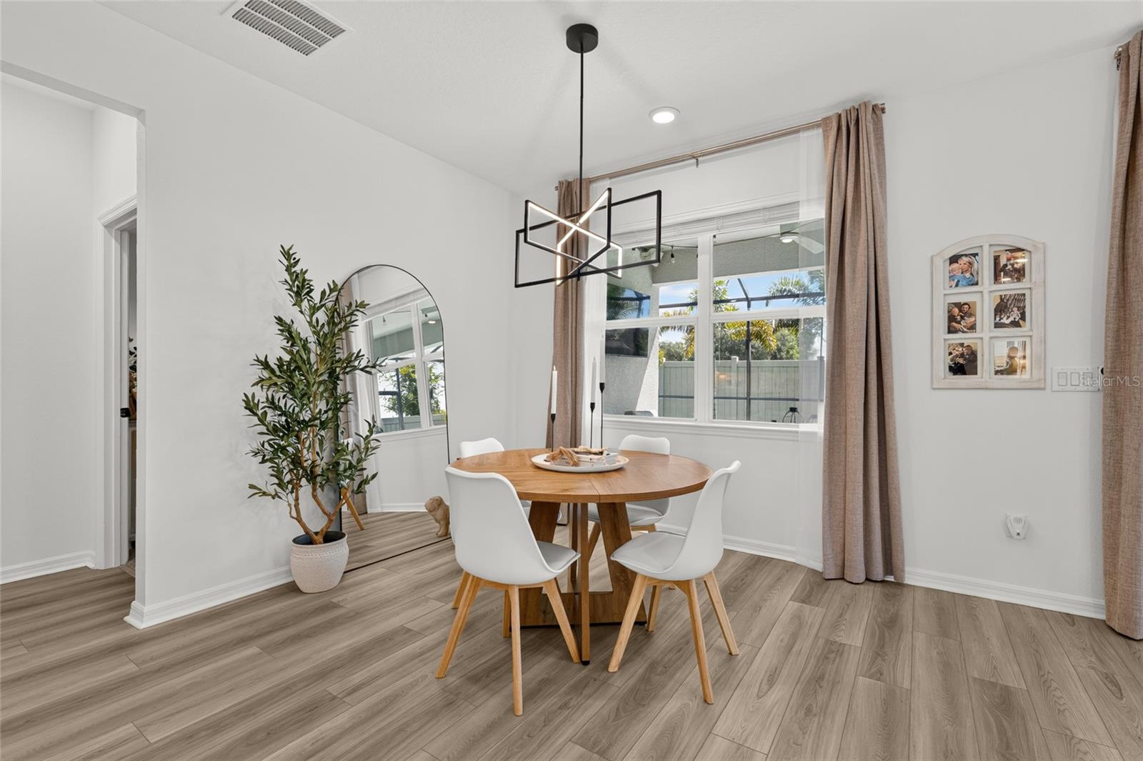2930 61st Dr E Property Photo 25