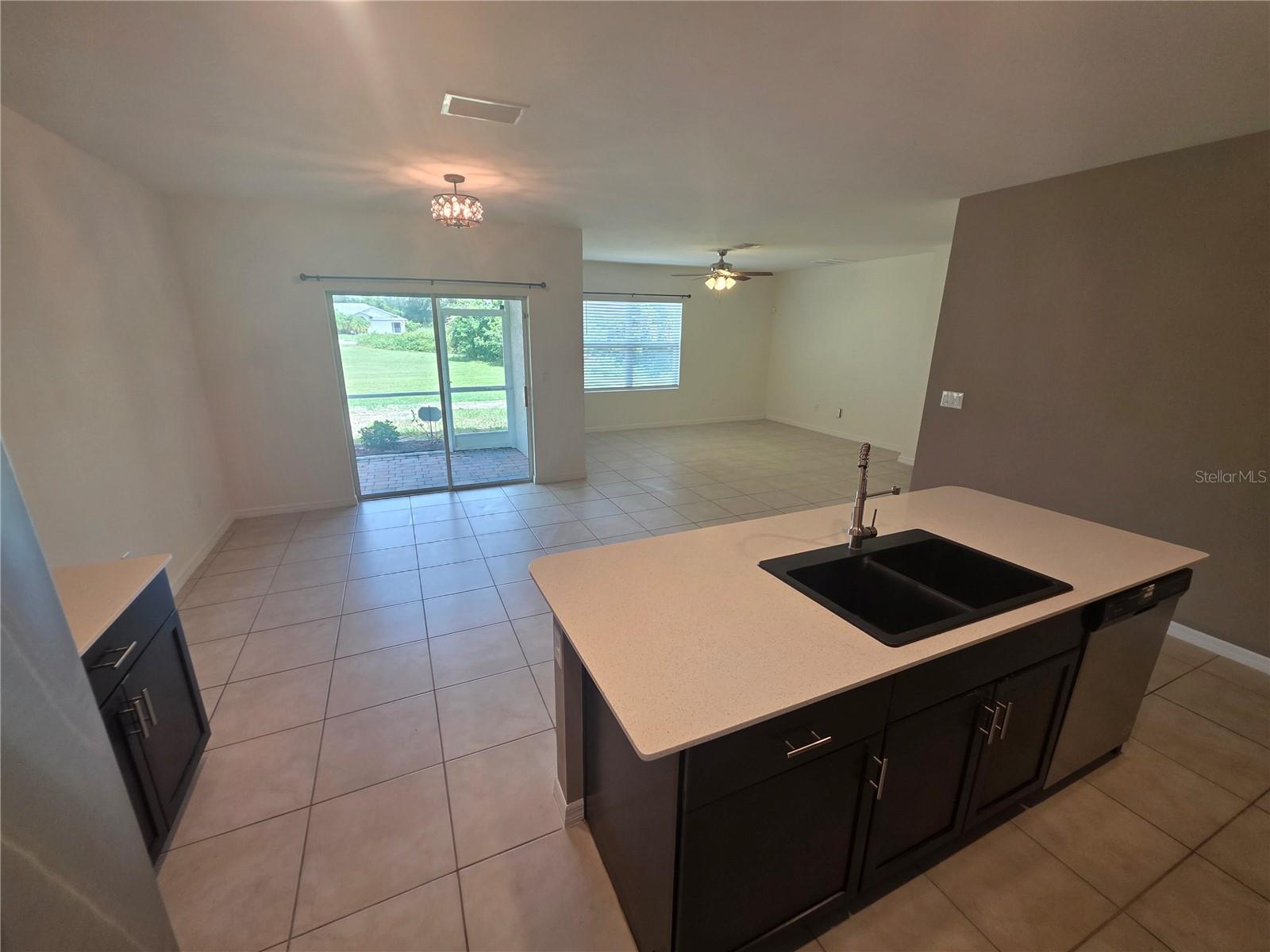 27441 Natal Dr Property Photo 9