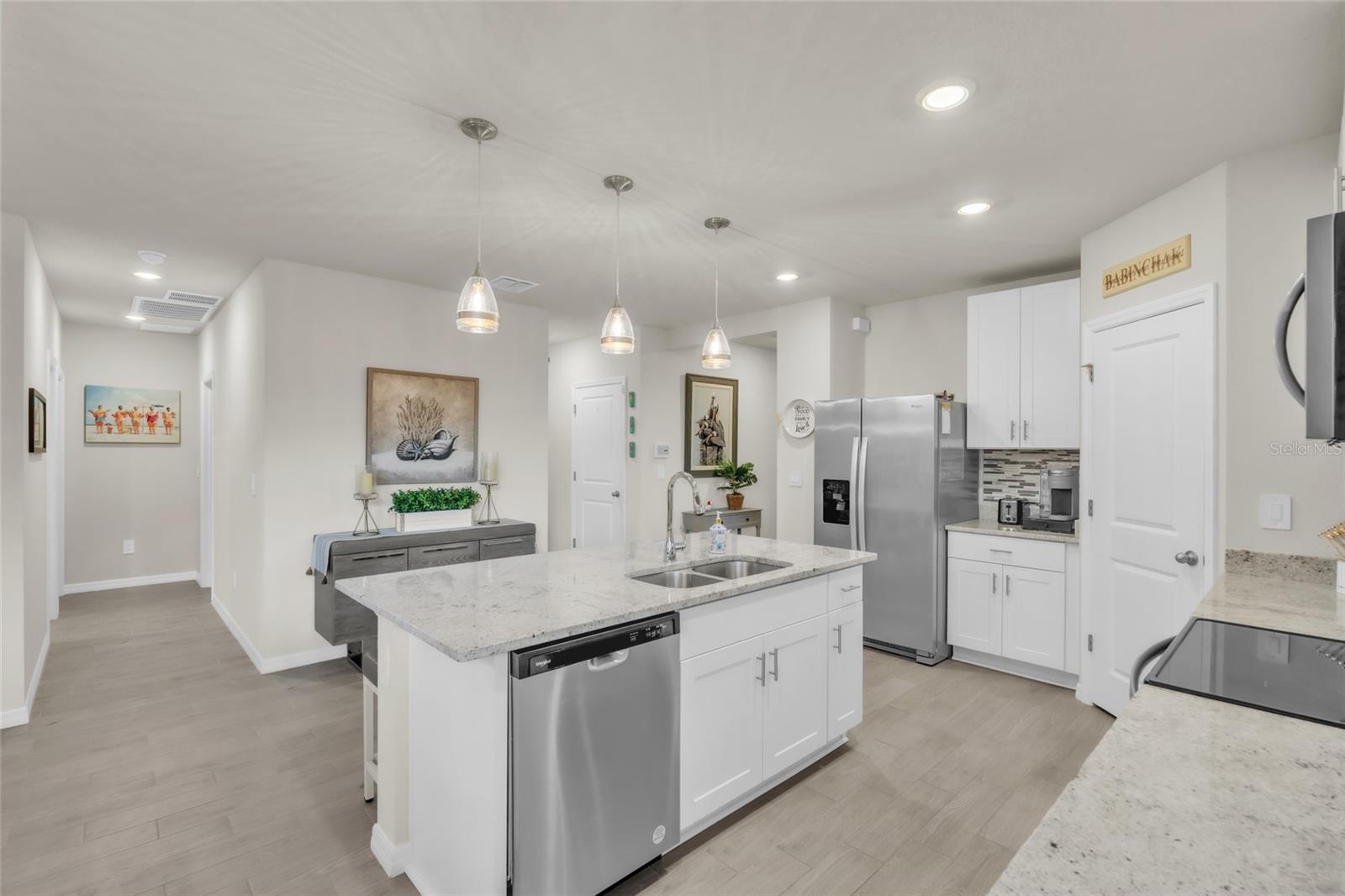152 Lazy Shore Dr Property Photo 8