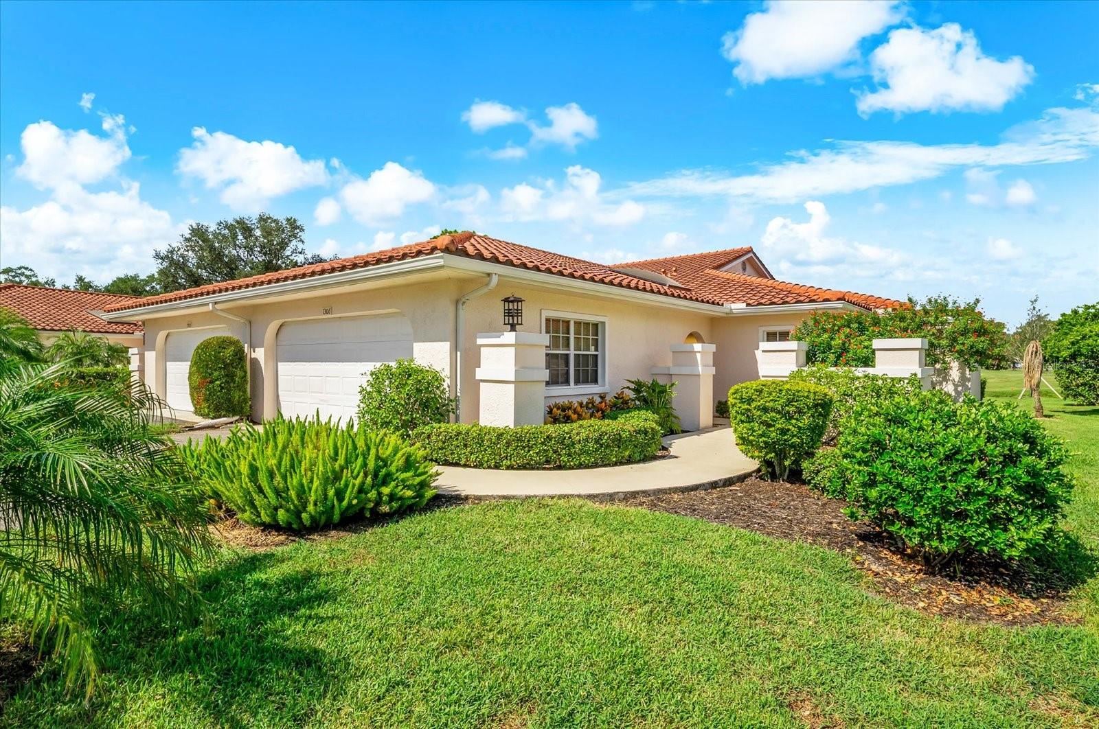 7306 Golf Pointe Cir Property Photo 1