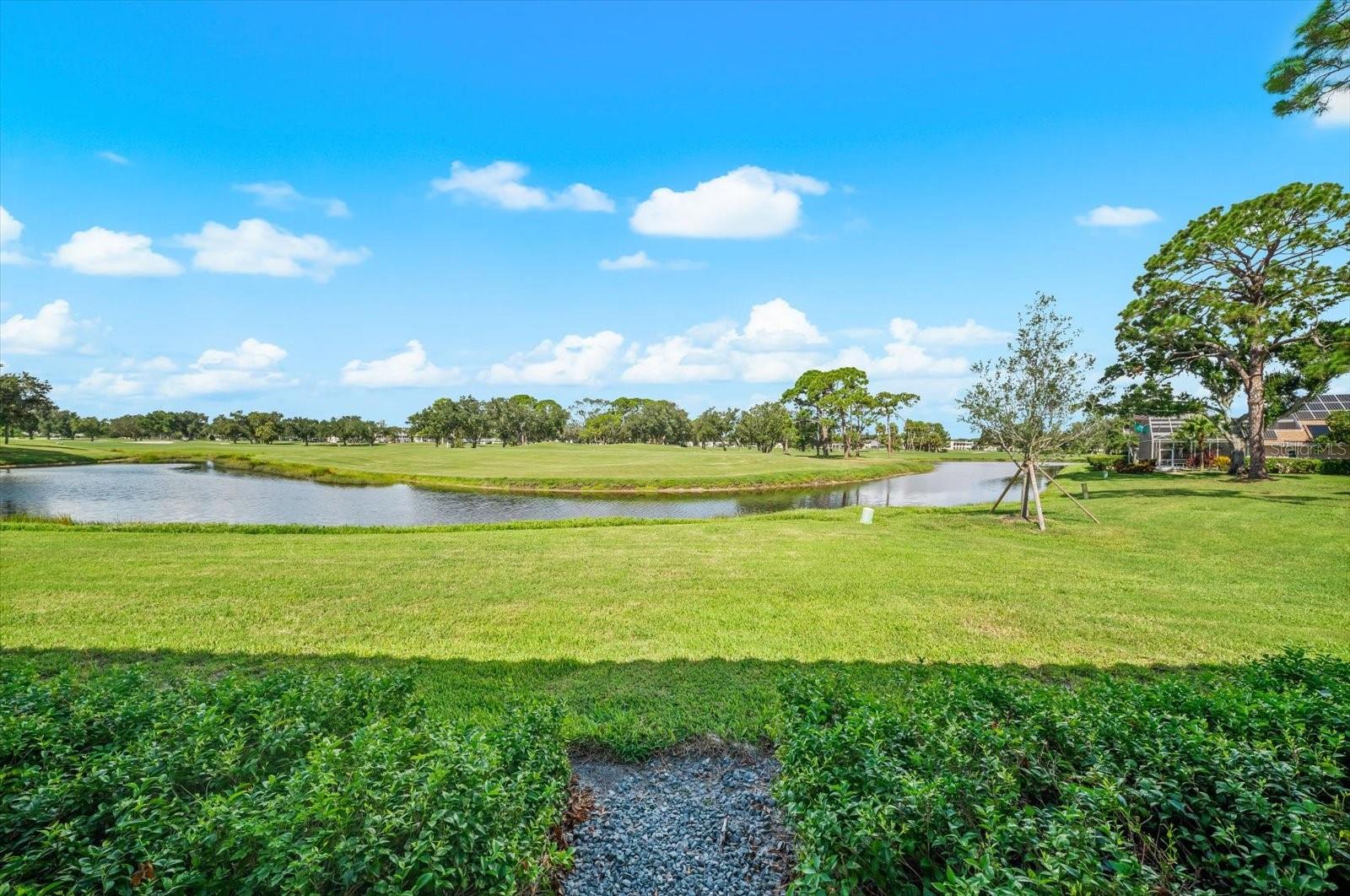 7306 Golf Pointe Cir Property Photo 27