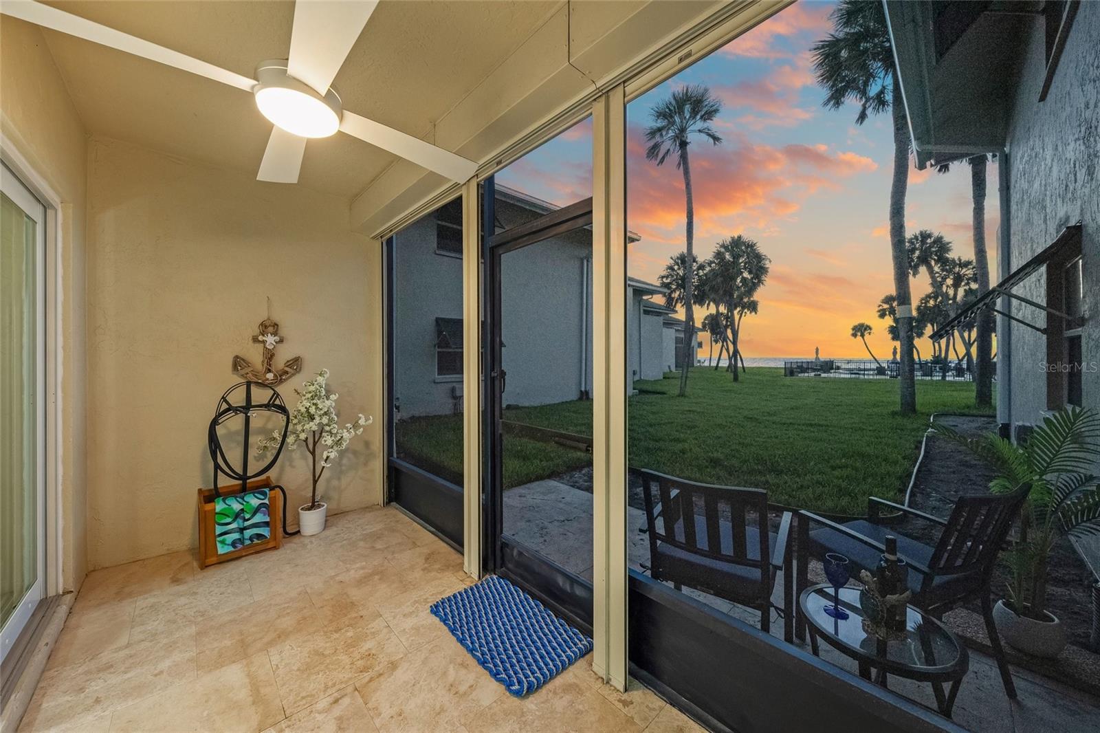4660 Ocean Blvd #f1 Property Photo 2