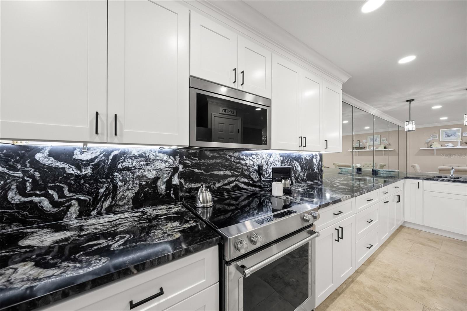4660 Ocean Blvd #f1 Property Photo 15