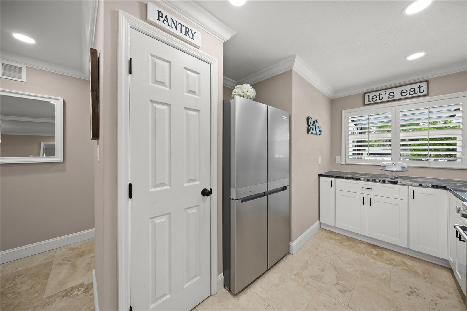 4660 Ocean Blvd #f1 Property Photo 18