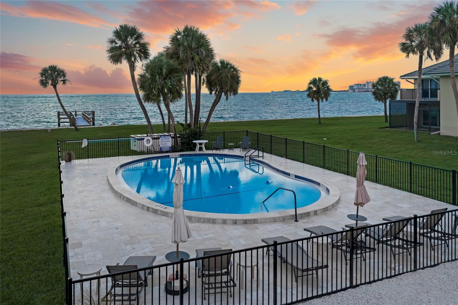 4660 Ocean Blvd #f1 Property Photo 29