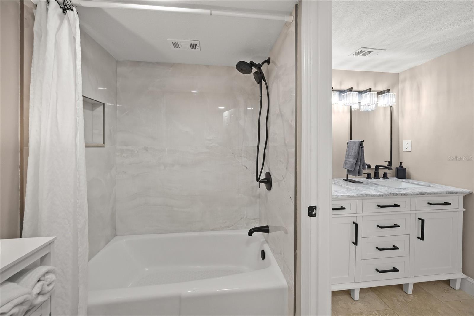 4660 Ocean Blvd #f1 Property Photo 44