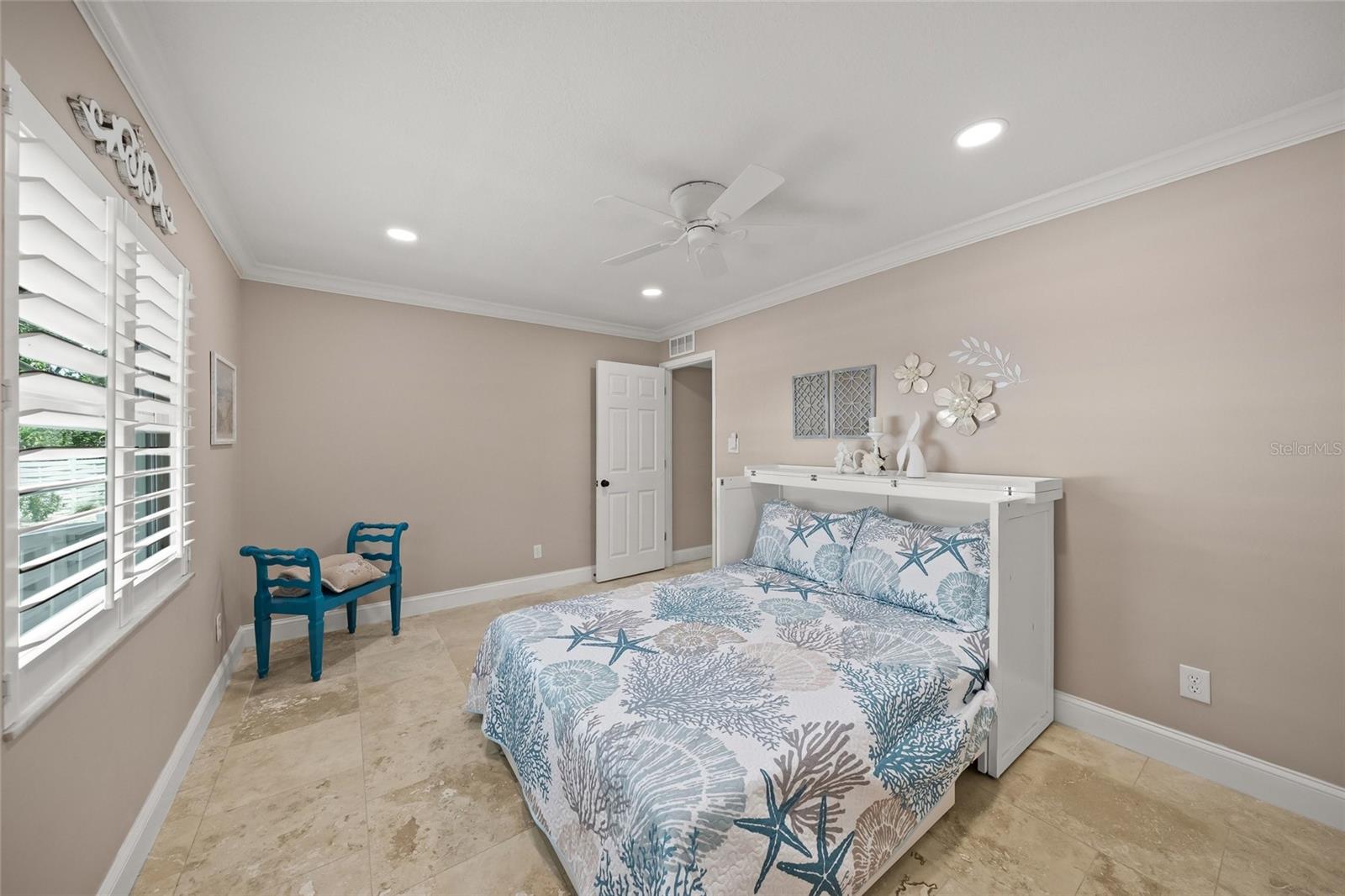 4660 Ocean Blvd #f1 Property Photo 46