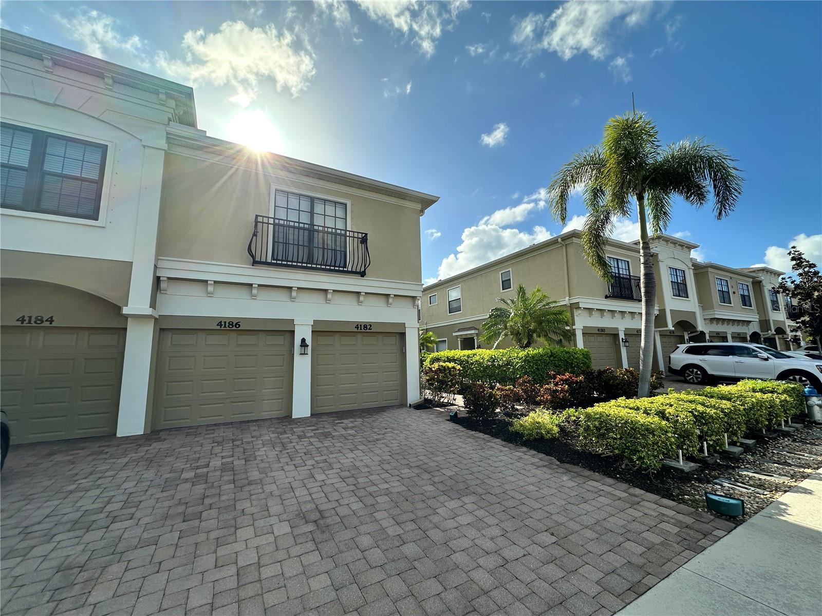 4186 OVERTURE CIR Property Photo 1