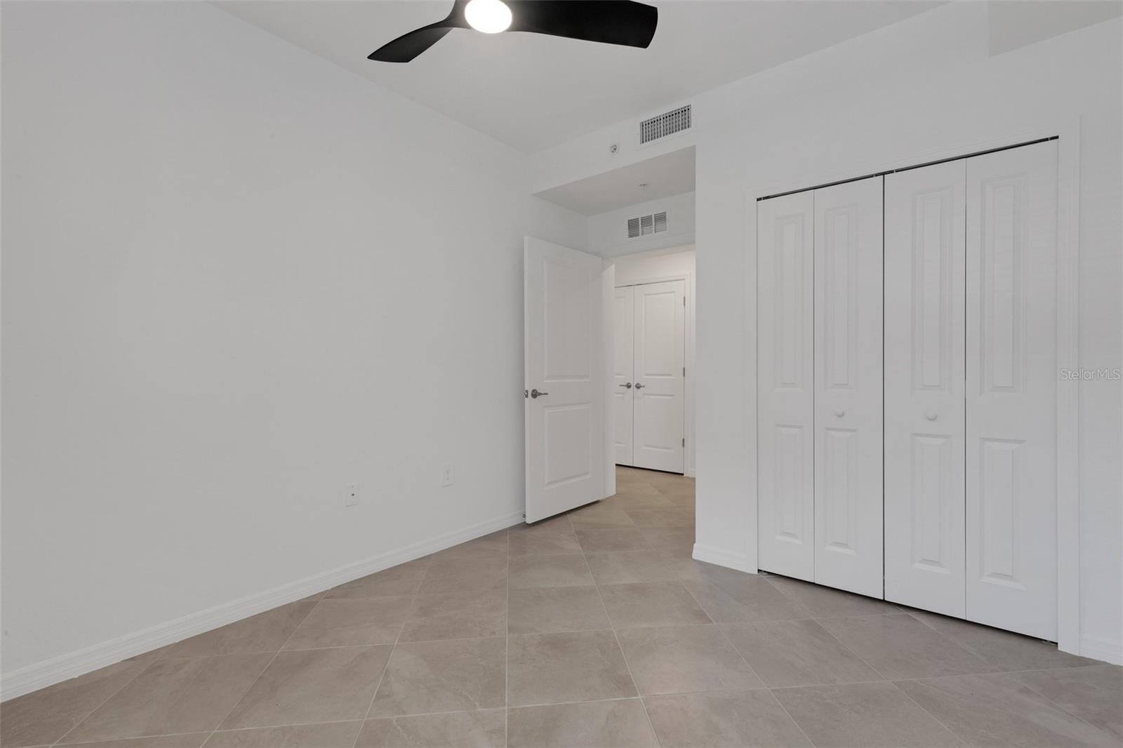 5624 Summit Pointe Cir #104 Property Photo 14
