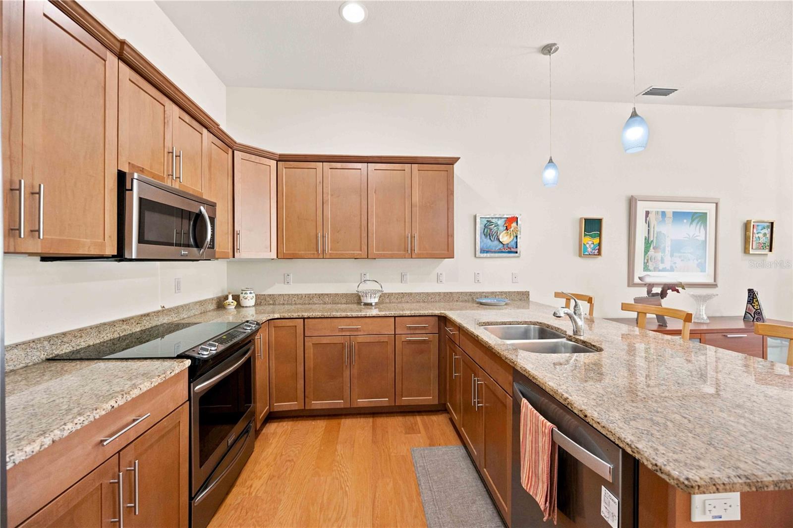 435 Nokomis Ave S #312 Property Photo 30