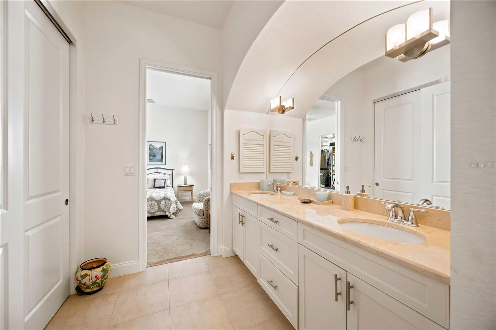 435 Nokomis Ave S #312 Property Photo 33