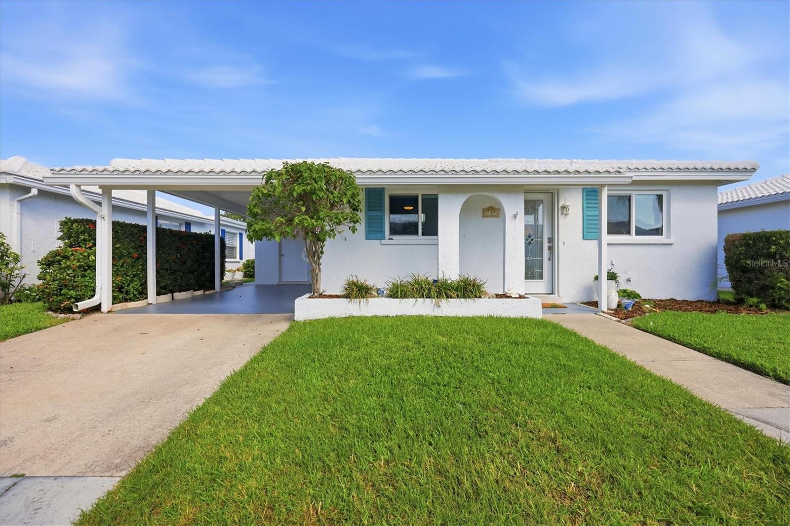 885 SPANISH DR N Property Photo 1