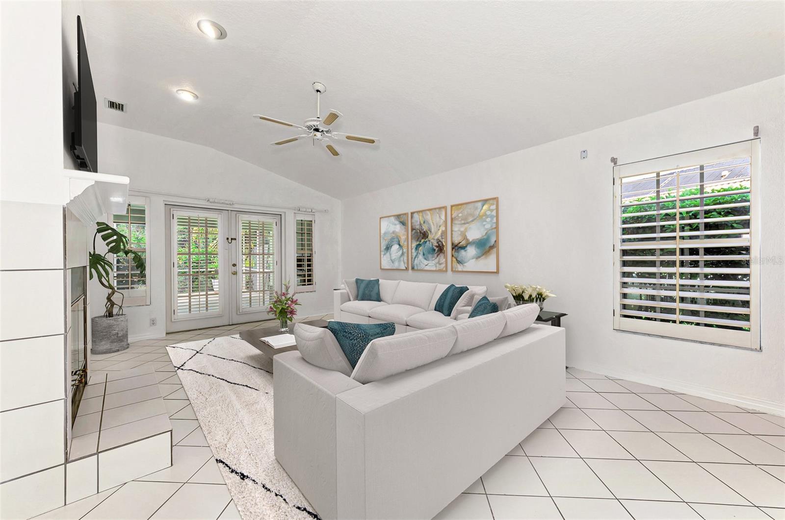4468 Ascot Cir N Property Photo 10