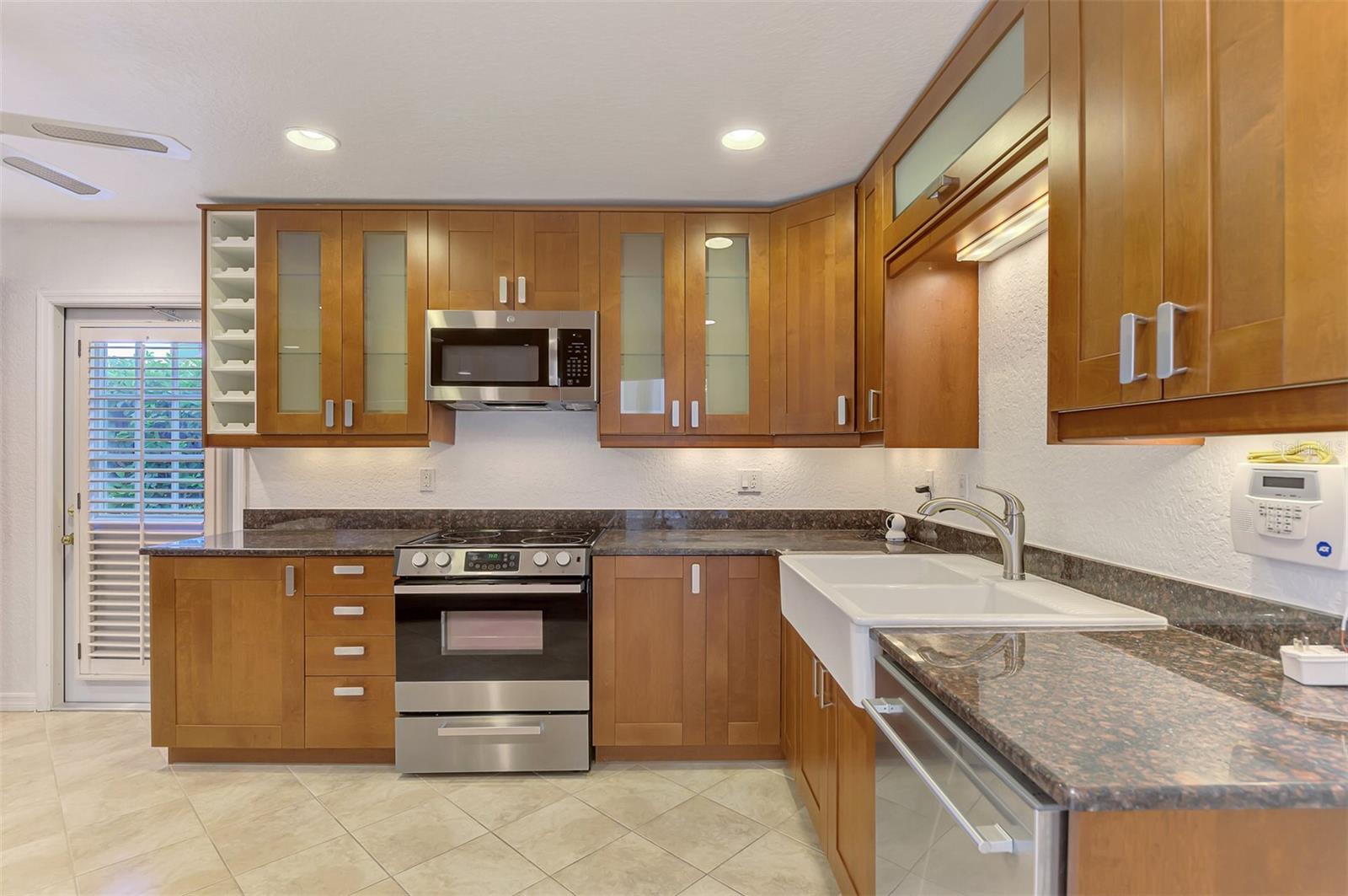 4468 Ascot Cir N Property Photo 28