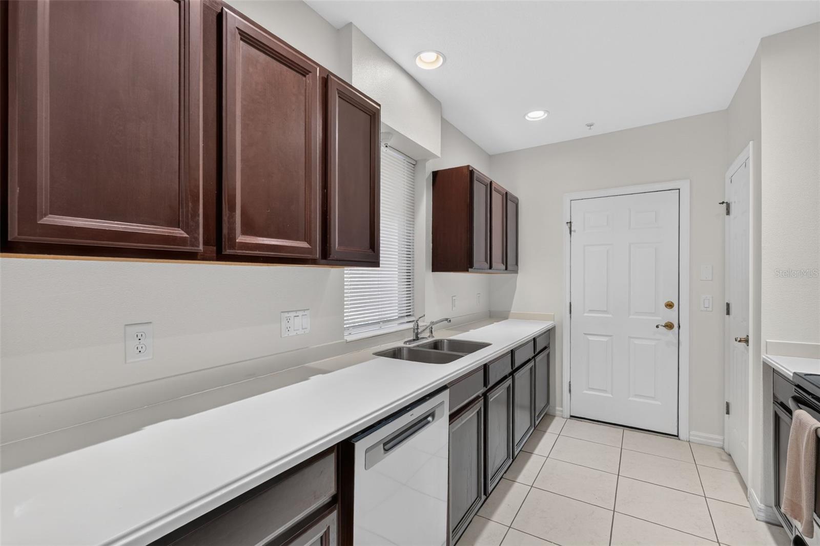 4072 Overture Cir #462 Property Photo 22