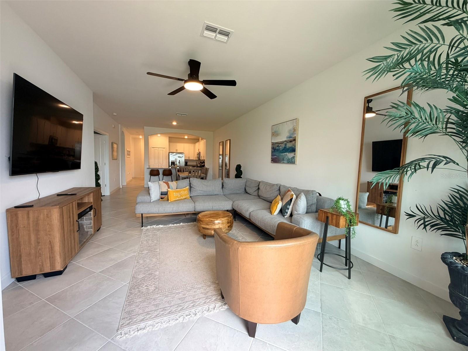 15520 Sunny Day Dr Property Photo 3