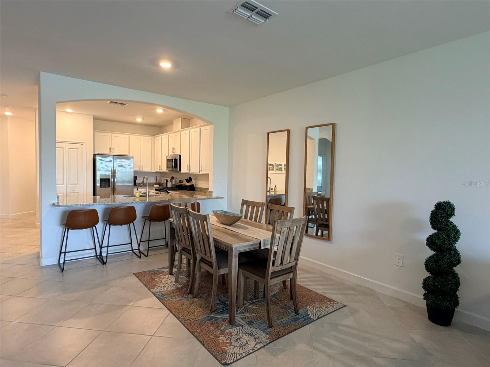 15520 Sunny Day Dr Property Photo 5
