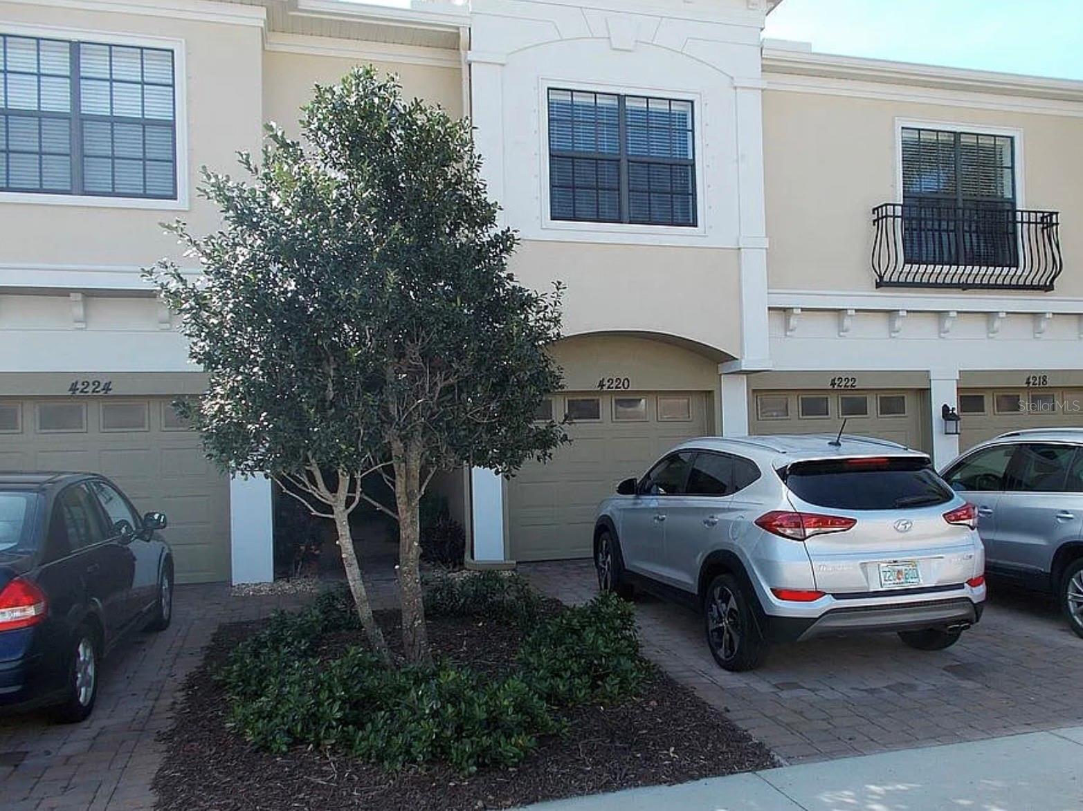 4220 OVERTURE CIR #4220 Property Photo 1
