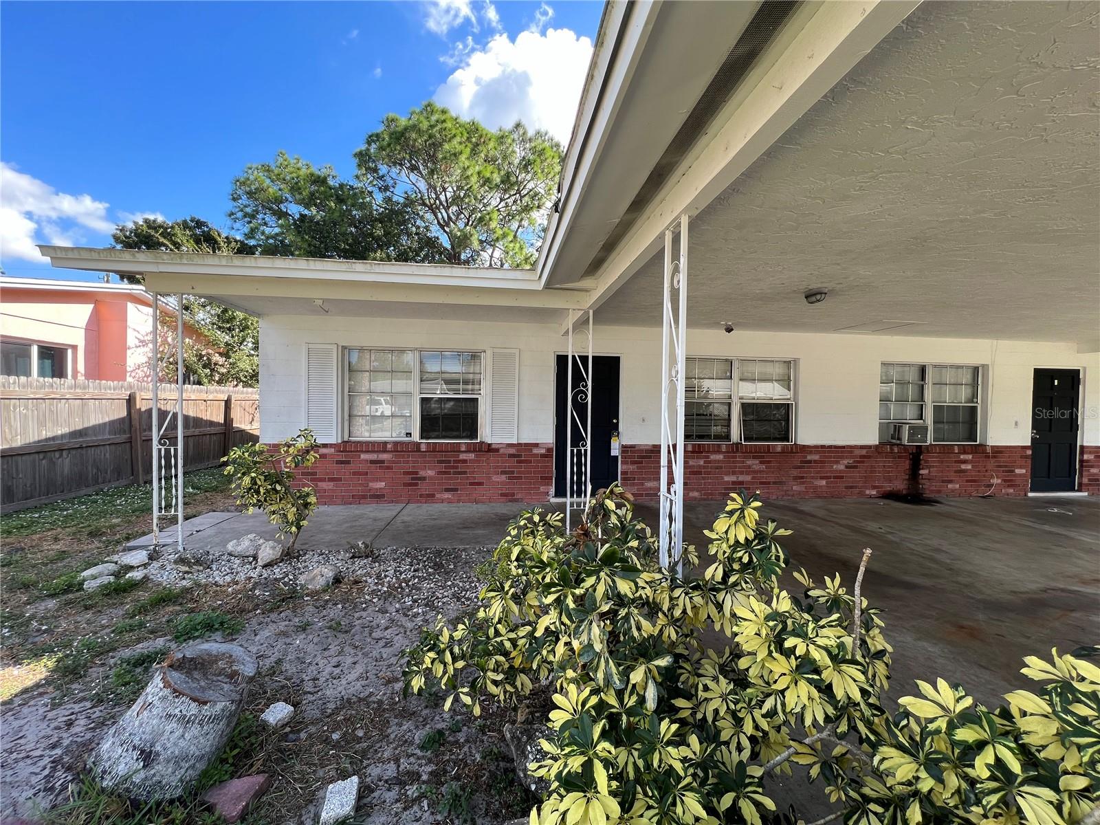 5005 19th St W #a Property Photo 1