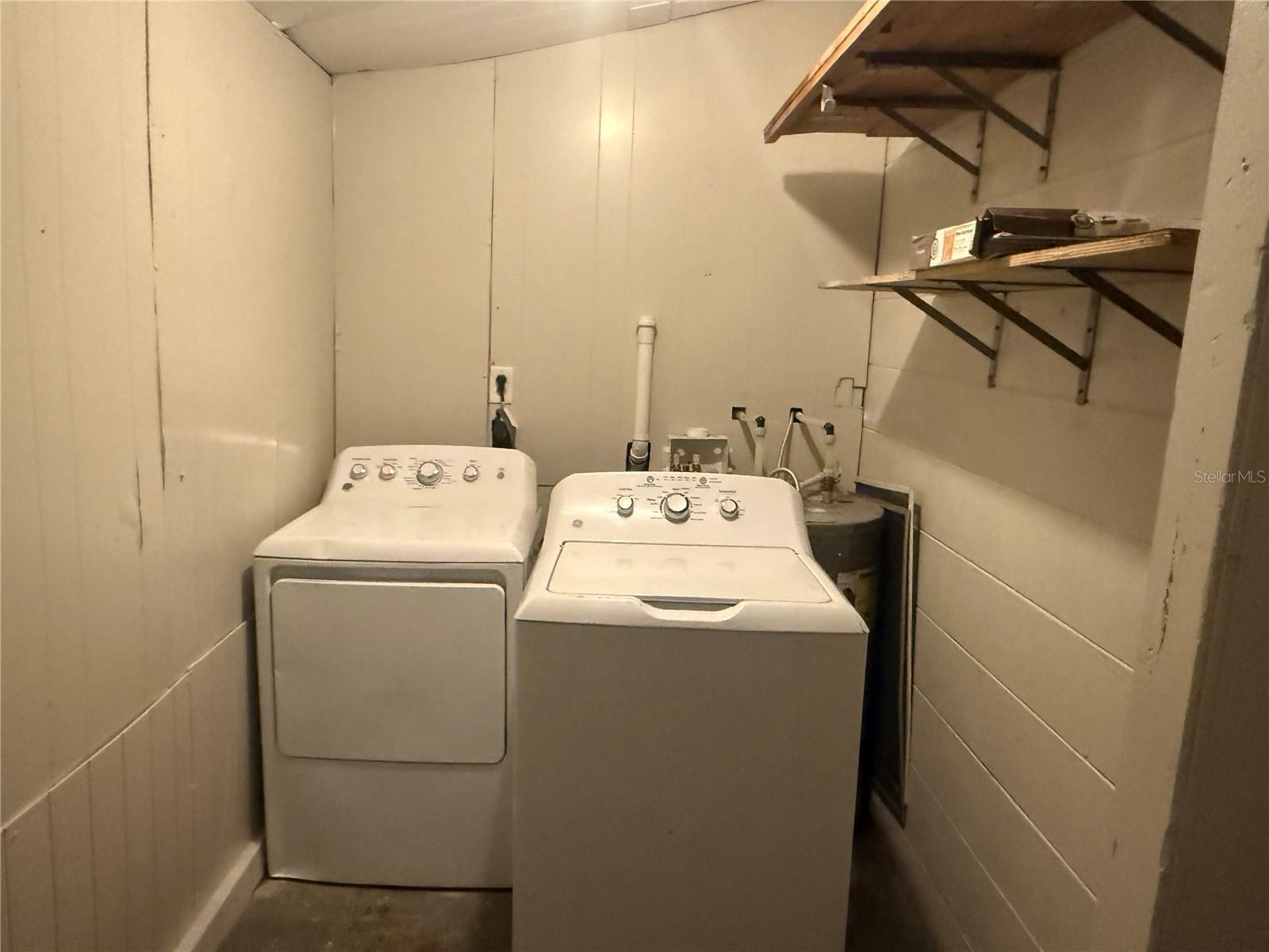 5005 19th St W #a Property Photo 12
