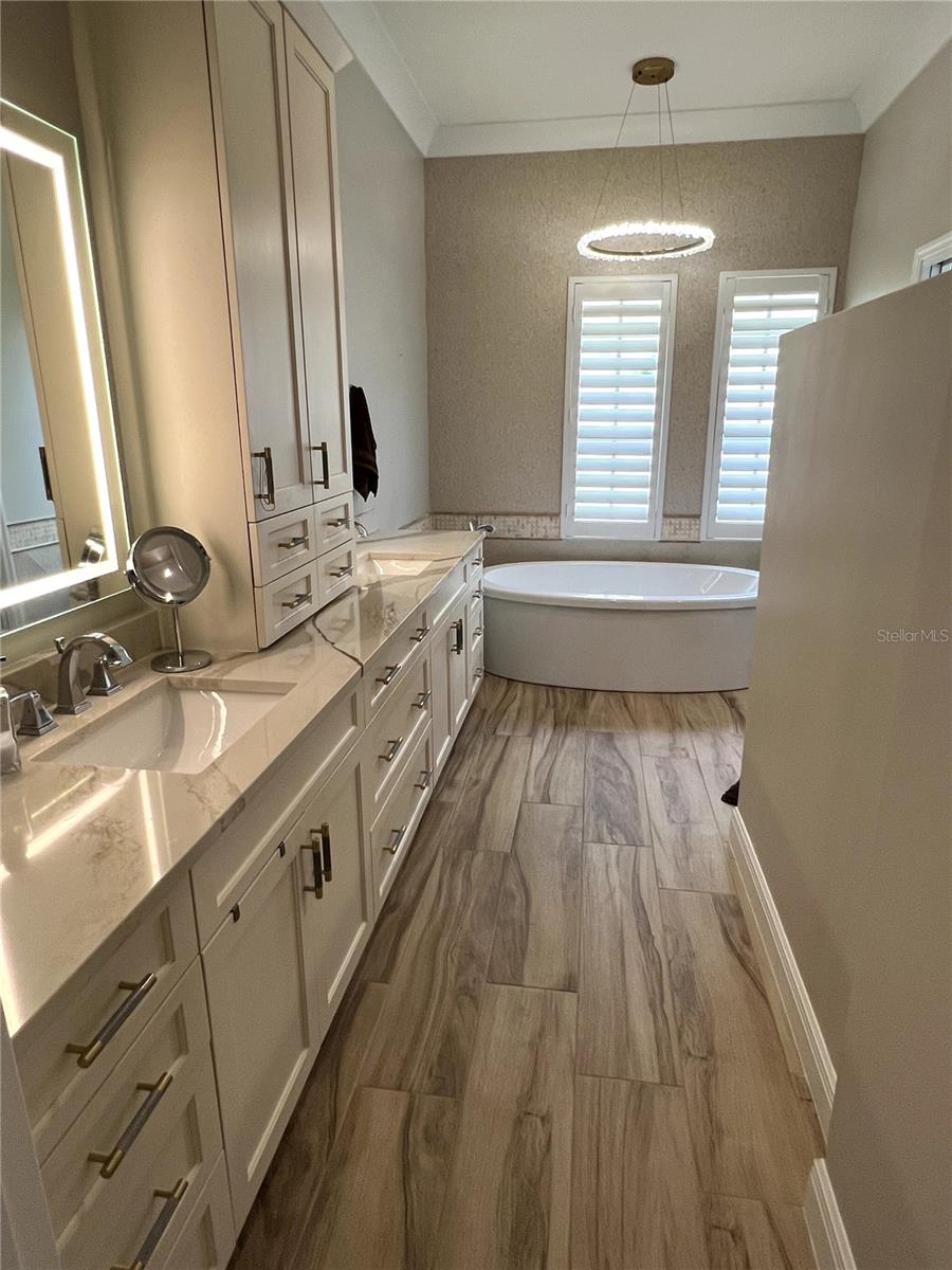 7555 Tori Way Property Photo 14
