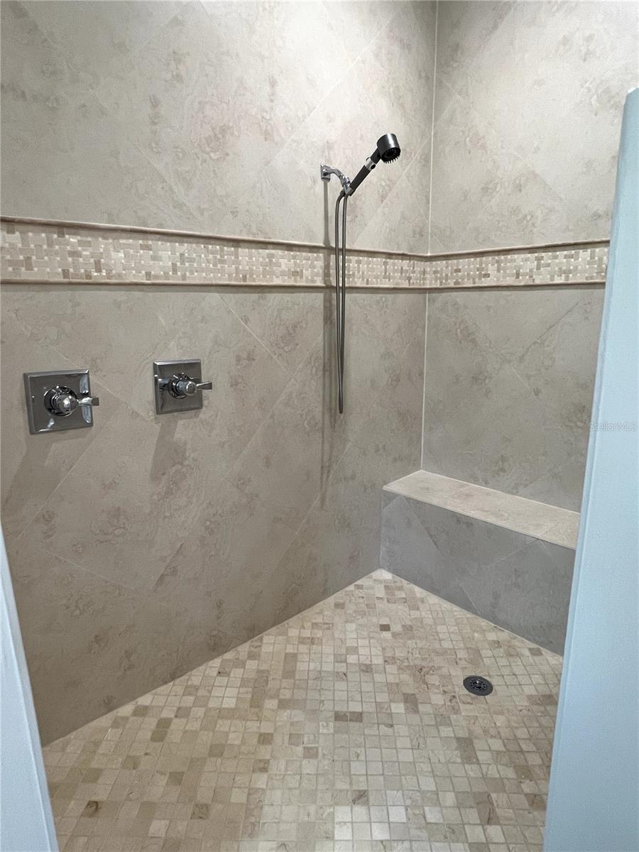 7555 Tori Way Property Photo 16