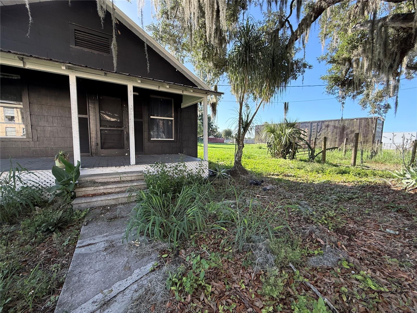 1015 Makowski Rd Property Photo 17
