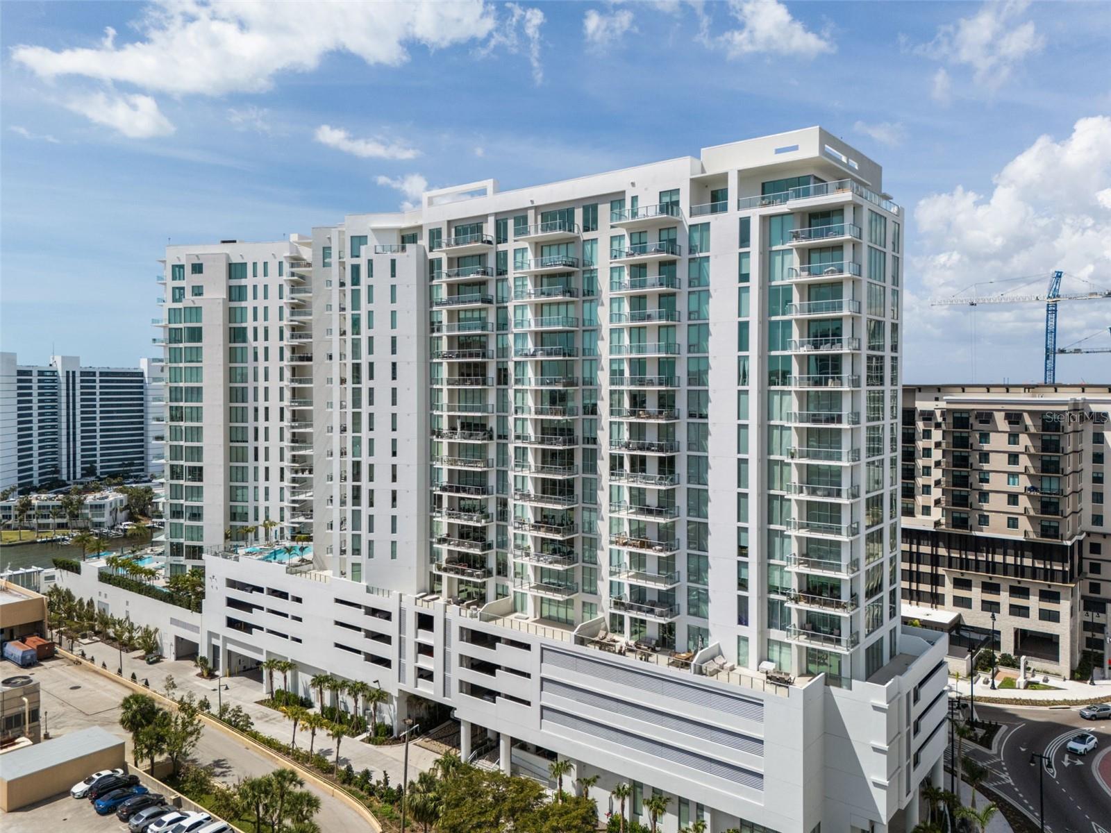 301 Quay Commons #1903 Property Photo 93