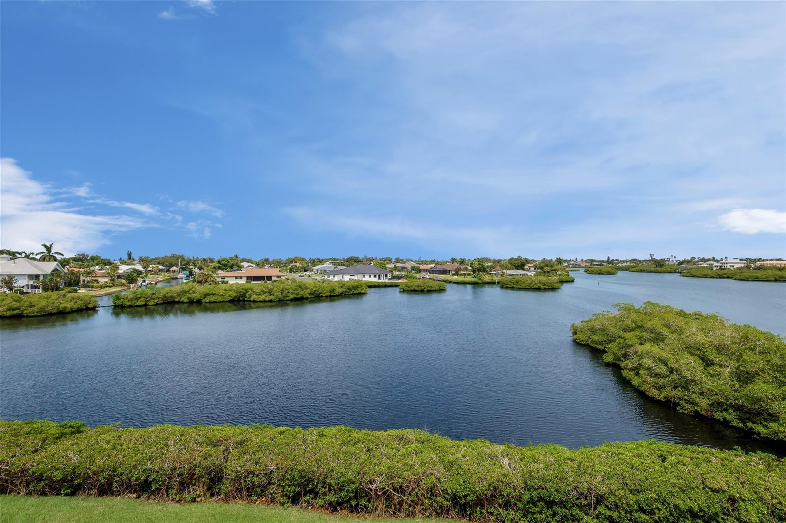 5100 Jessie Harbor Dr #404 Property Photo 14