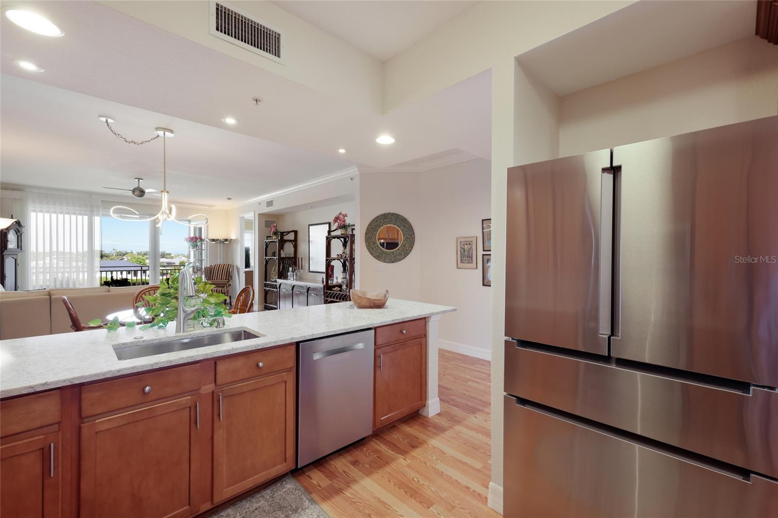 5100 Jessie Harbor Dr #404 Property Photo 17
