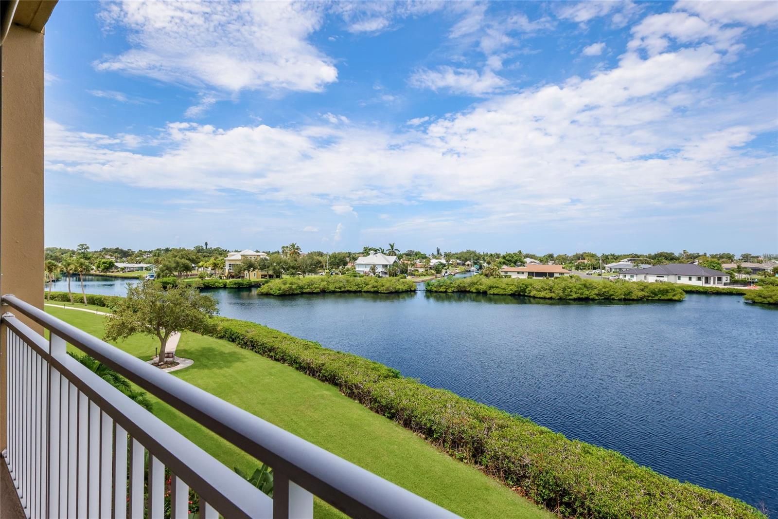 5100 Jessie Harbor Dr #404 Property Photo 36