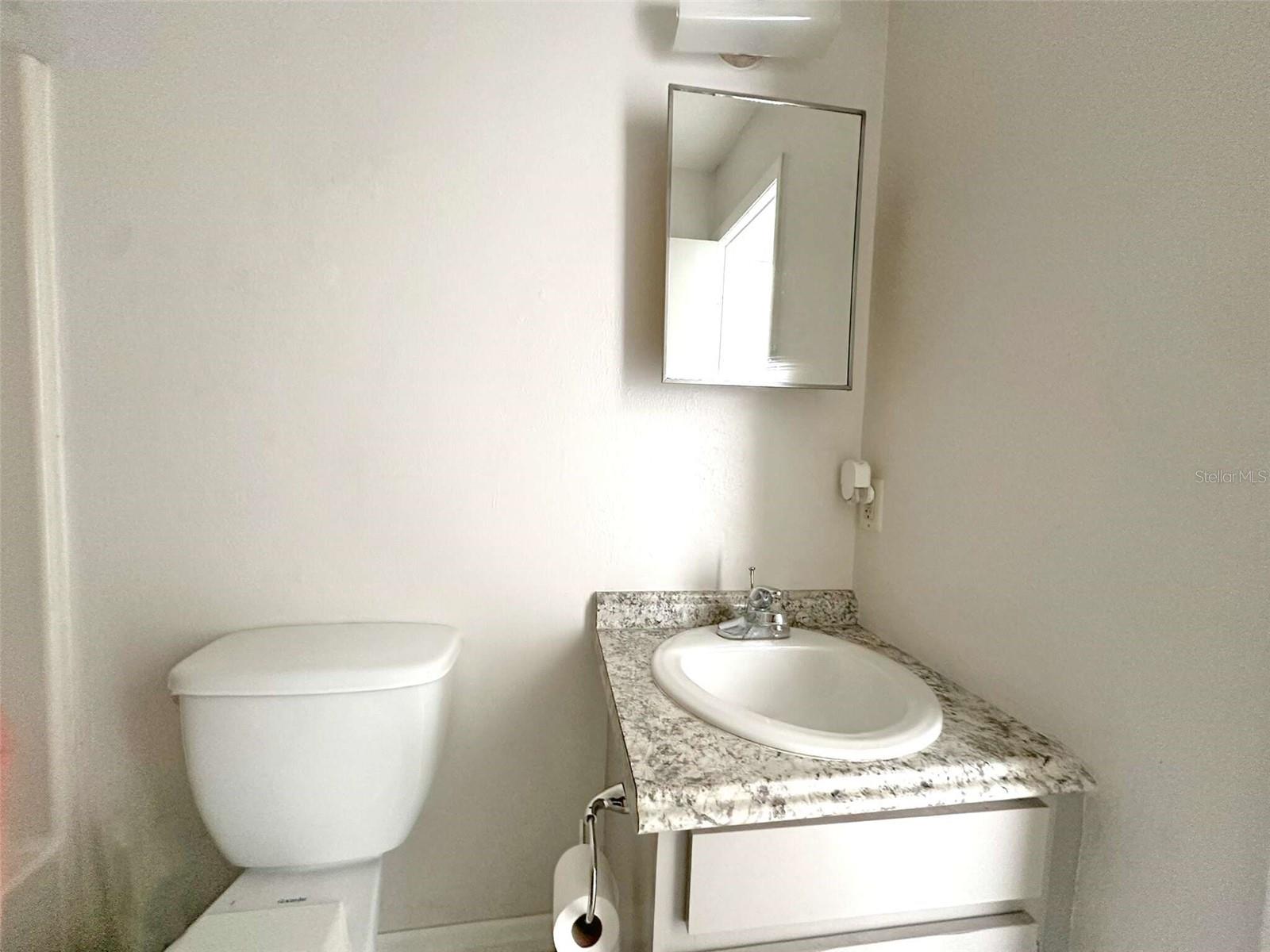 2906 E 22nd Ave Property Photo 18