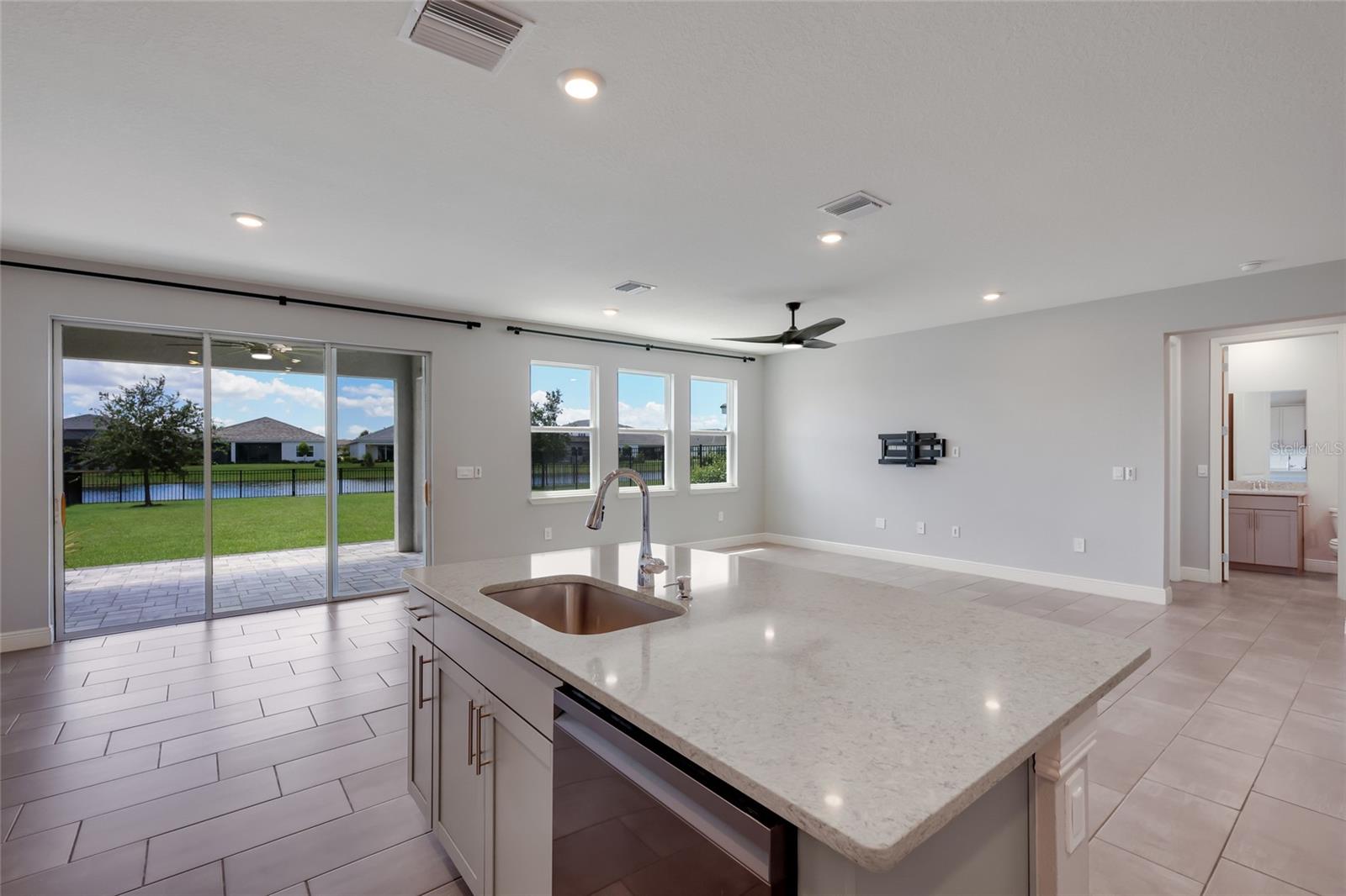 17828 Gulf Ranch Pl Property Photo 8