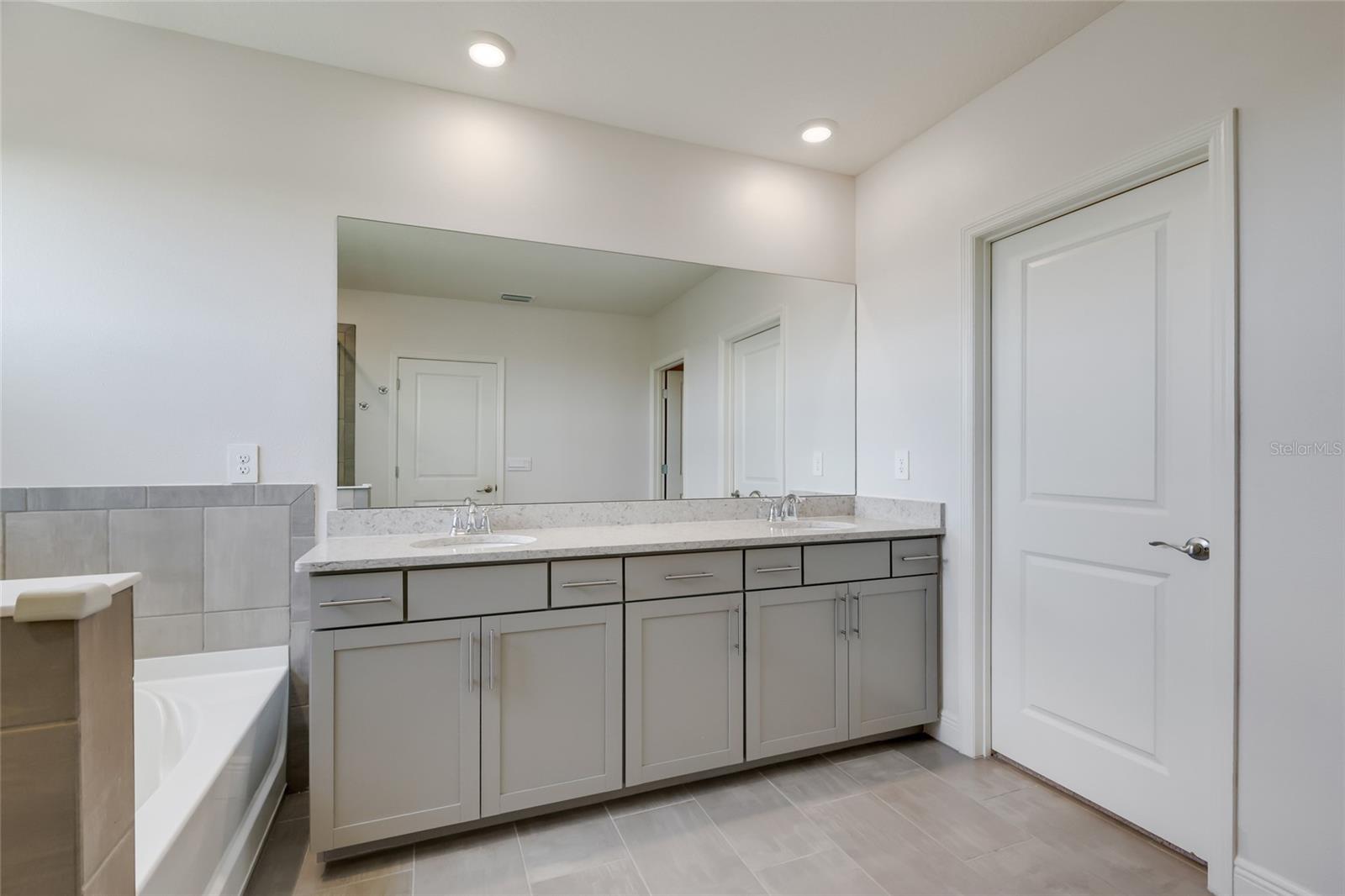 17828 Gulf Ranch Pl Property Photo 22