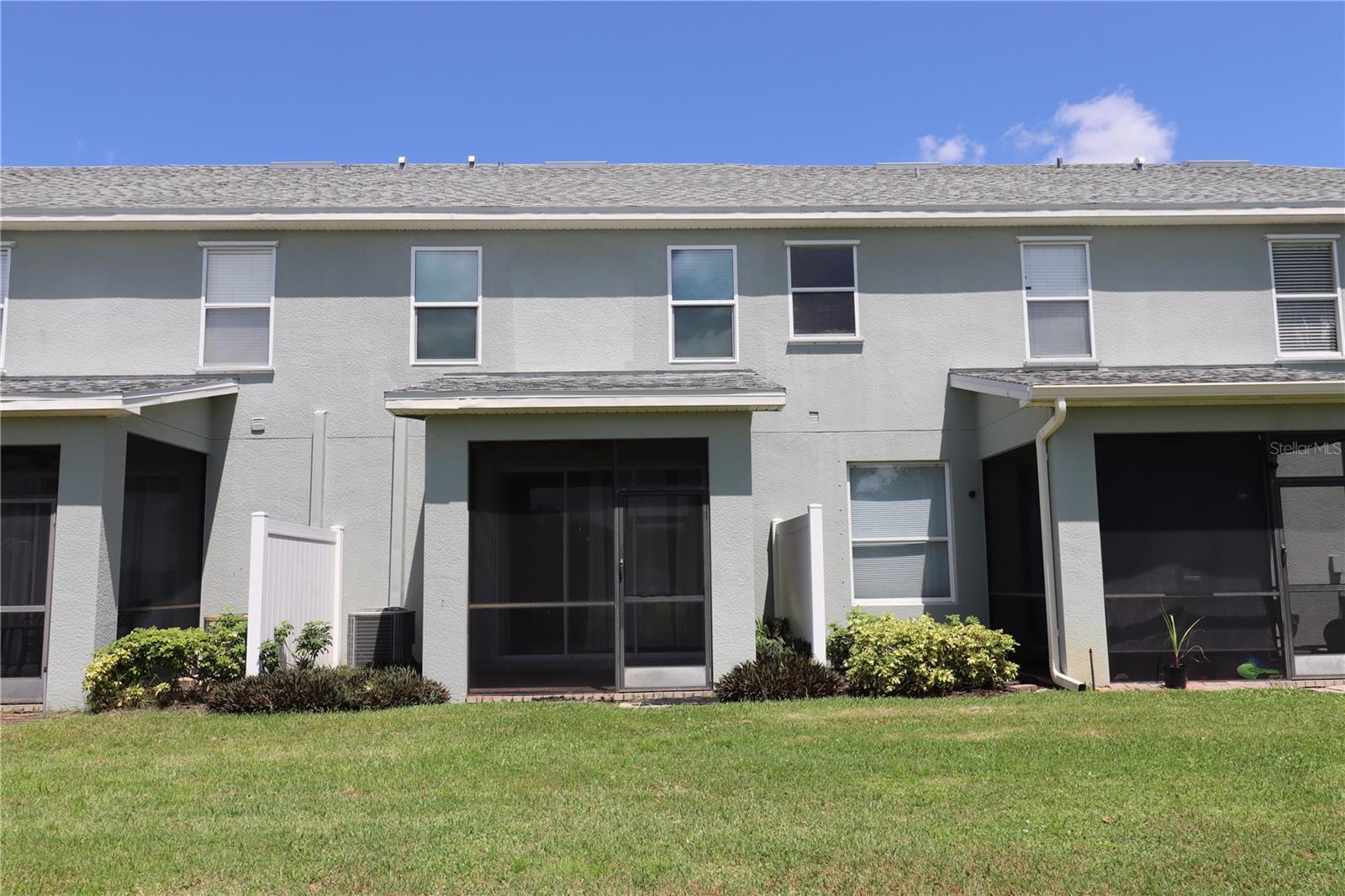 5166 Shell Mound Cir Property Photo 4