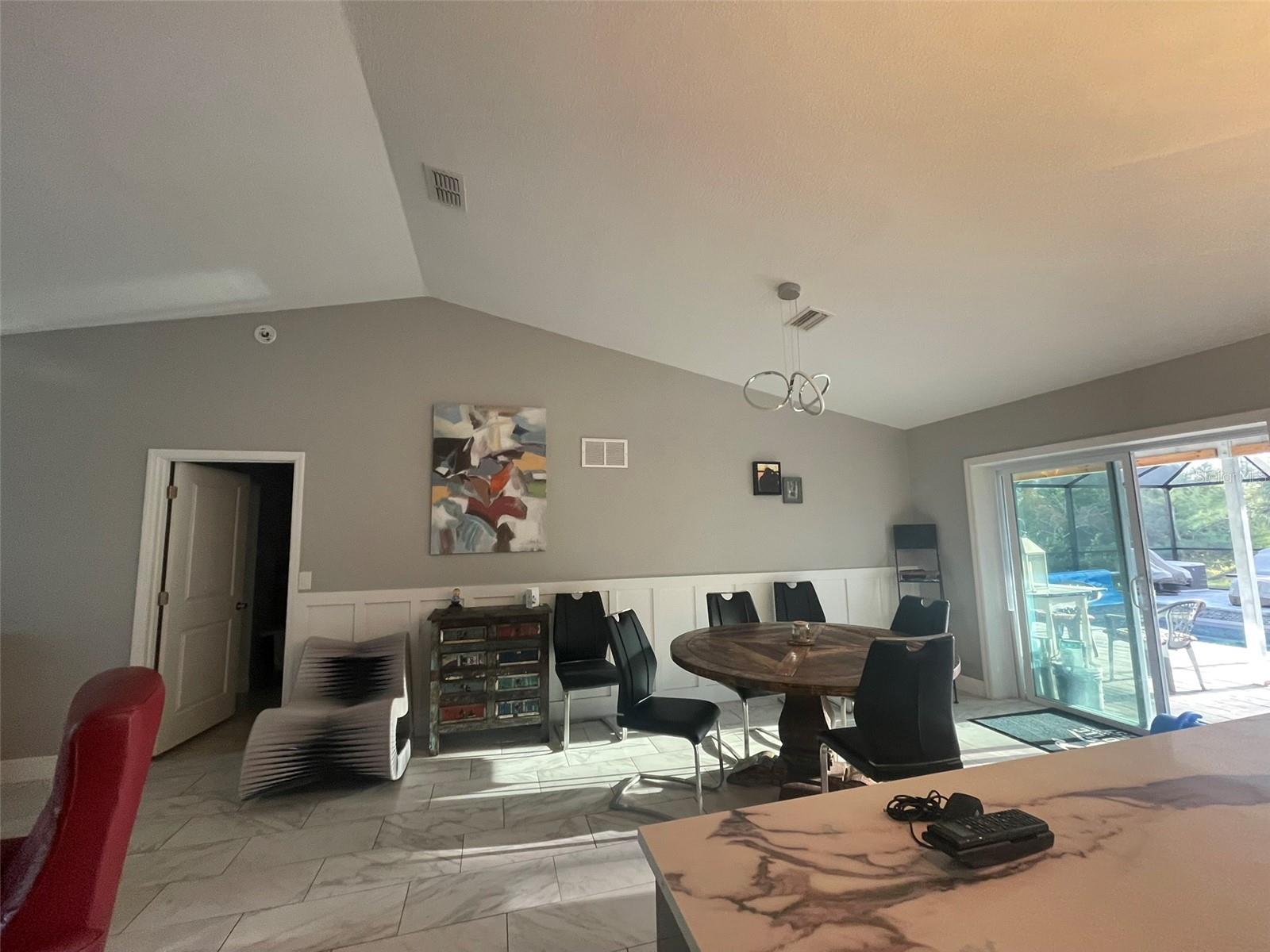 10601 Ayear Rd Property Photo 4